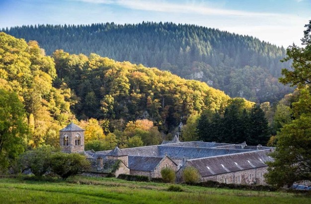 L’abbaye de Bonnecombe, lauréate du Prix du Patrimoine paysager et écologique de la Fondation Étrillard